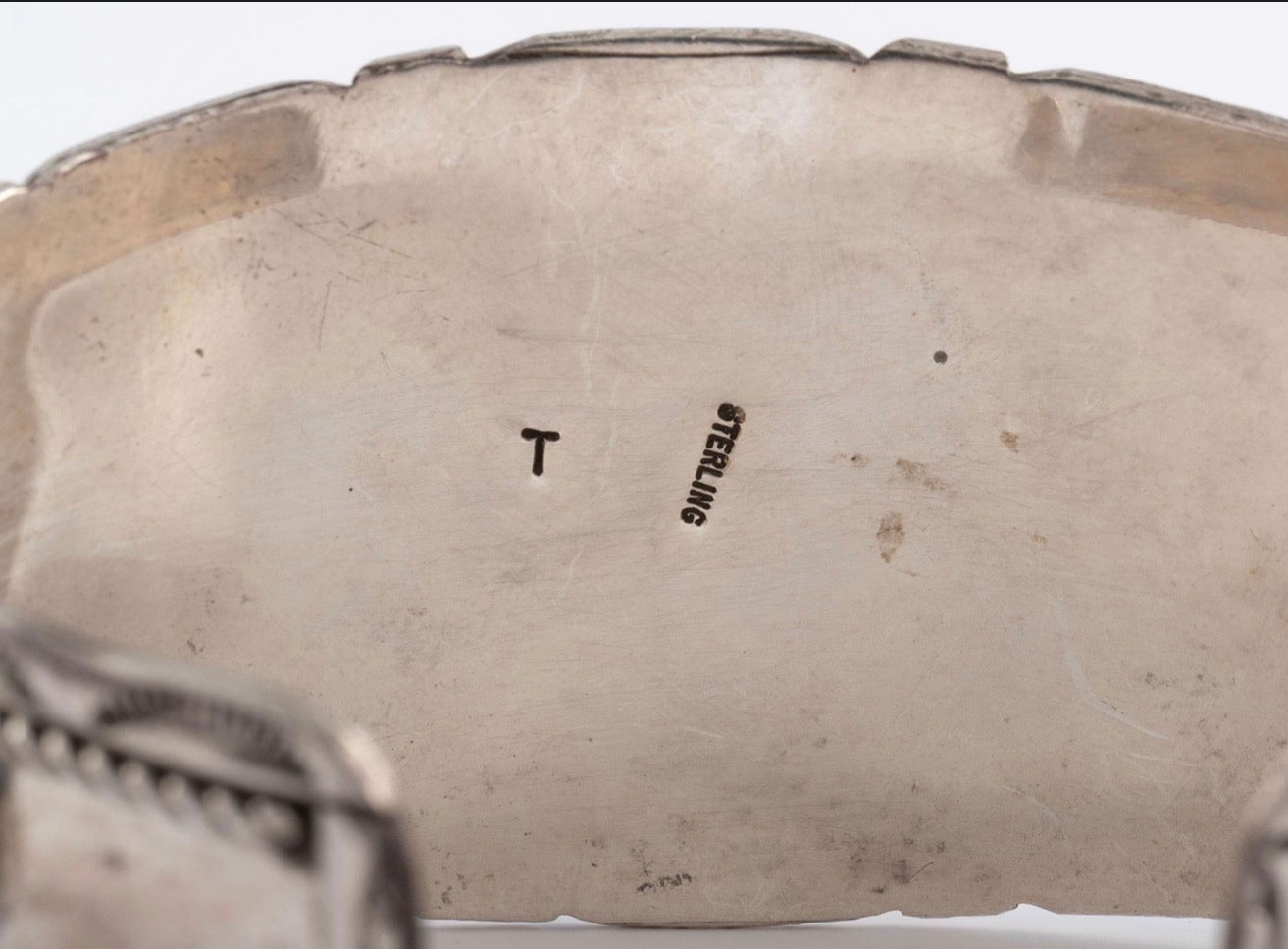 NATIVE AMERICAN MADE TURQUOISE NUGGET AND STERLING SILVER CUFF BRACELET