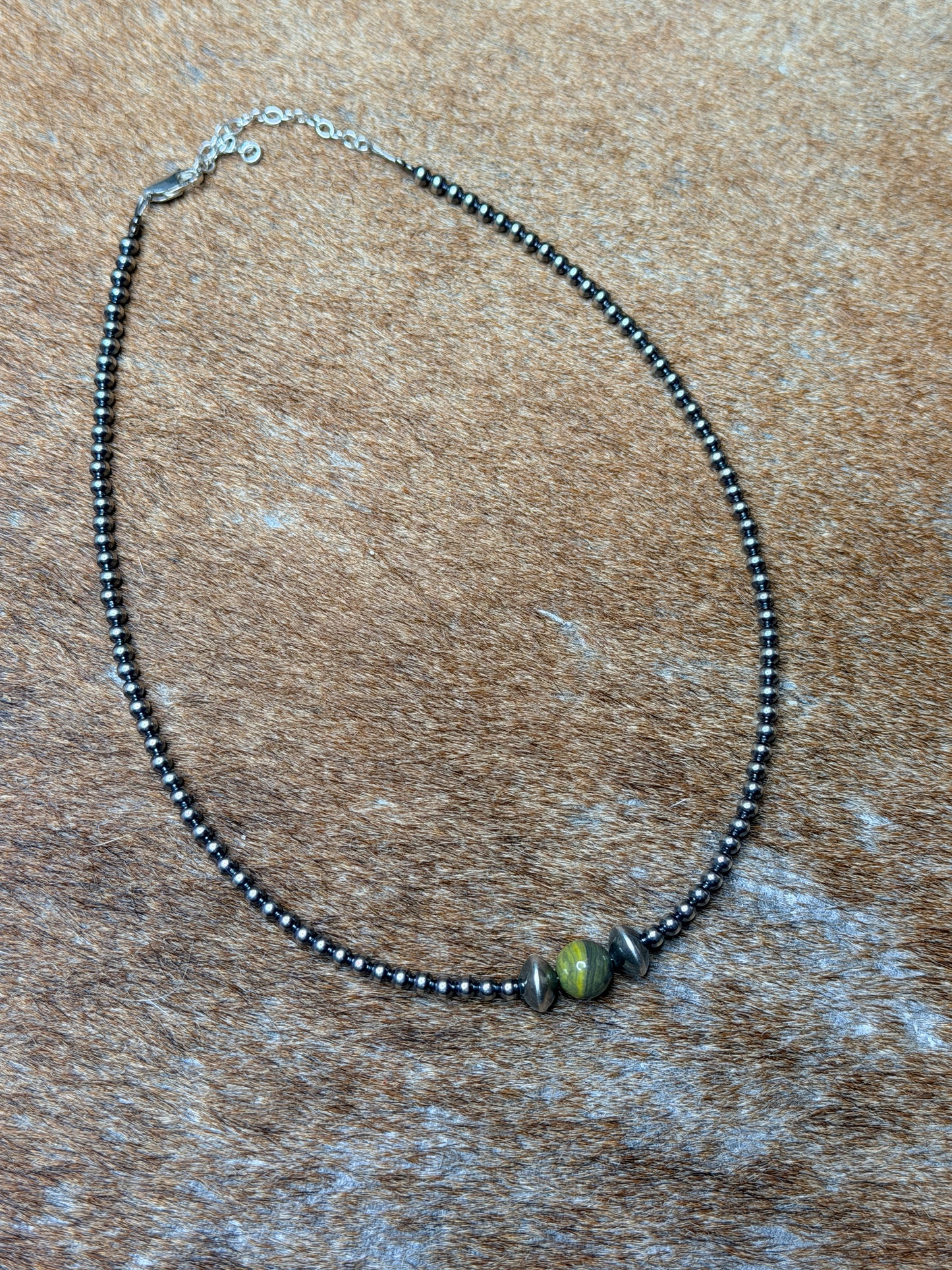 14 inch 3 mm sterling silver pearls choker - with bumblebees beads