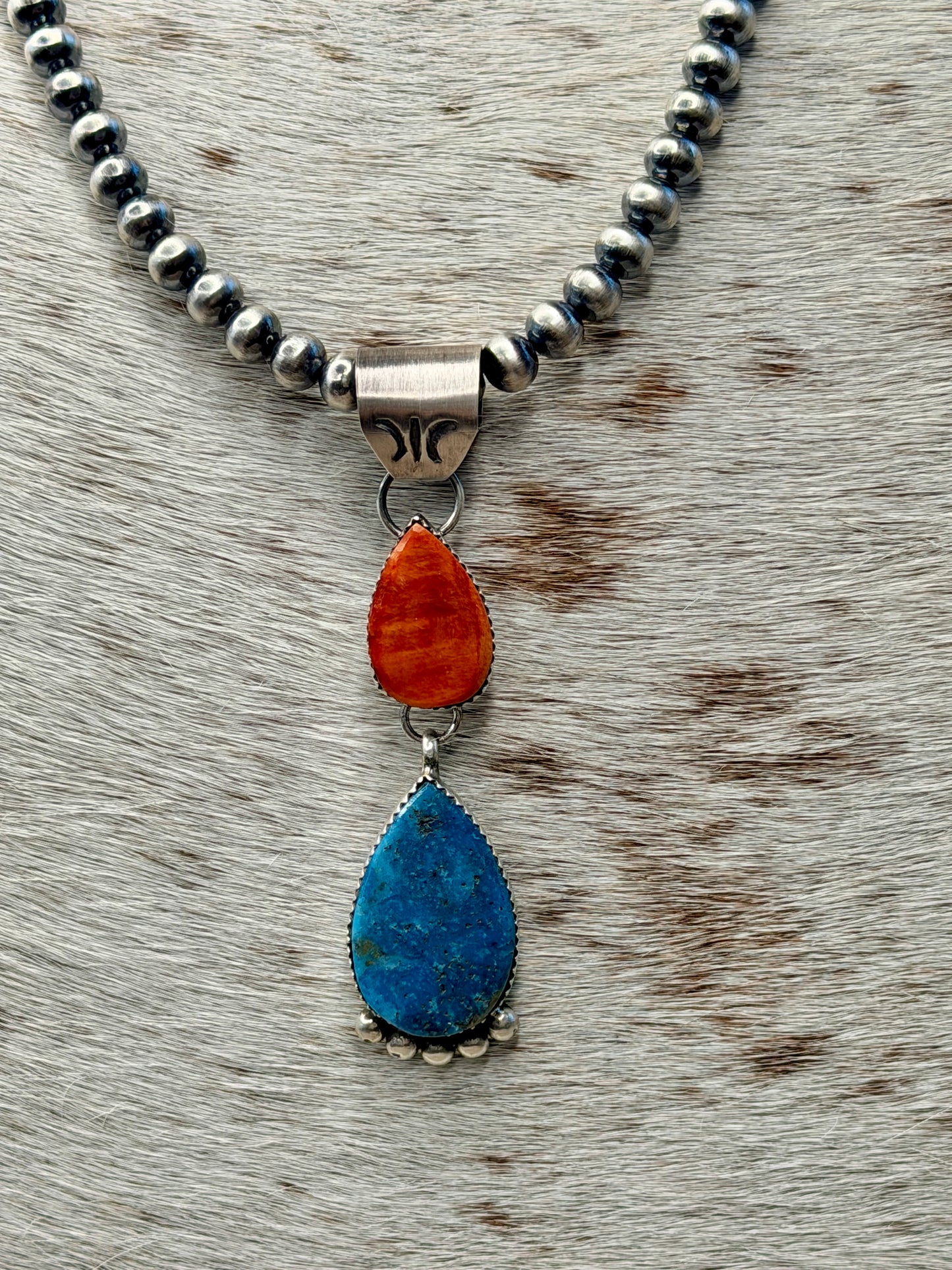 Stunning Spiny Oyster and Turquoise Native American Pendant
