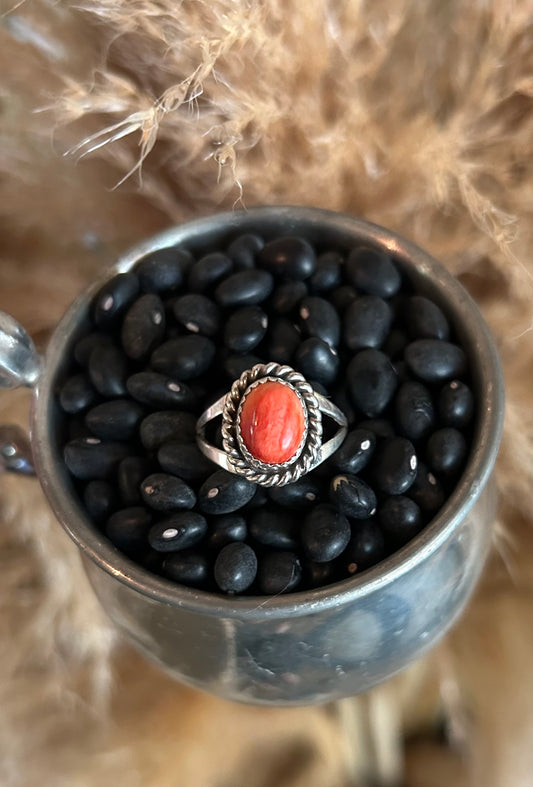 Spiny Oyster Ring size 8