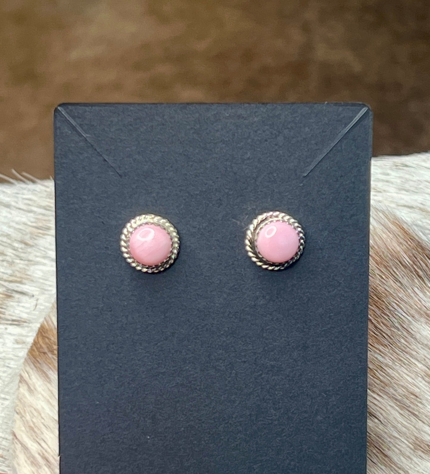 Navajo Sterling Pink Conch Round Button Stud Earrings